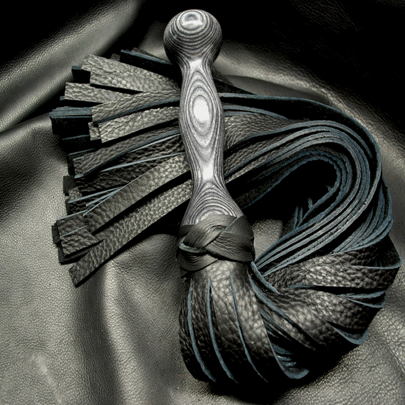 Laminated Wooden Handle Premium Flogger