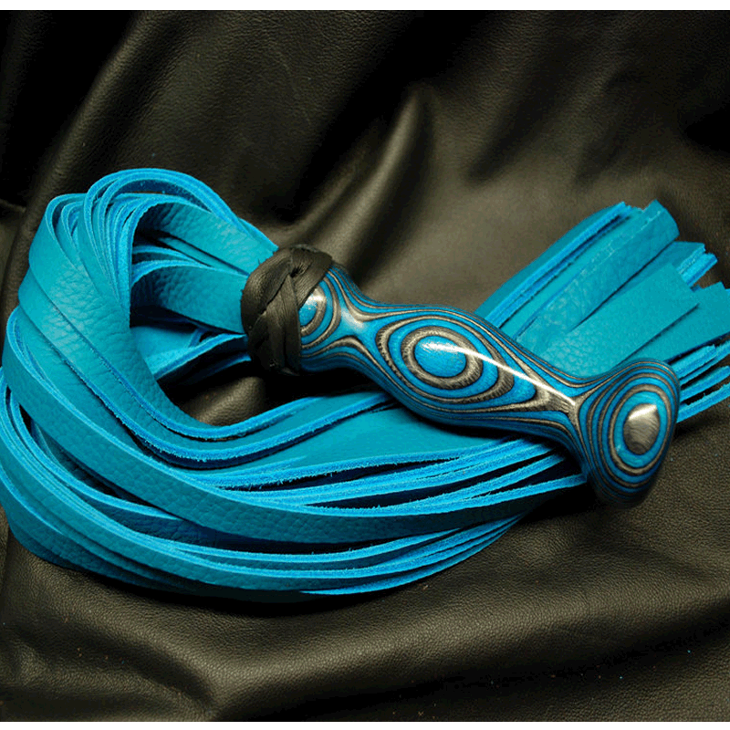 Laminated Wooden Handle Premium Flogger